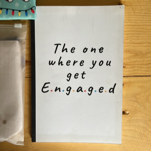 NWT Friends Themed Gifts - one price for ALL items! - Picture 3 of 10